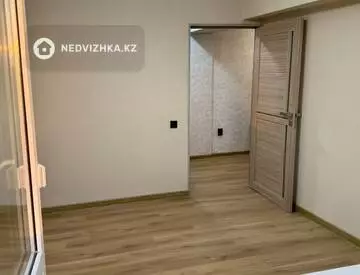 2-комнатная квартира, этаж 3 из 5, 50 м²