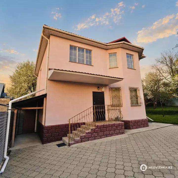 5-комнатный дом, 6.1 соток, 162 м², фотография 2