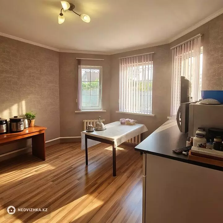 5-комнатный дом, 6.1 соток, 162 м², фотография 5