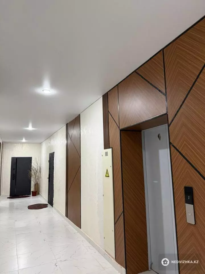 3-комнатная квартира, этаж 5 из 5, 80 м², фотография 2