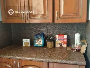 1-комнатная квартира, этаж 4 из 9, 45 м²