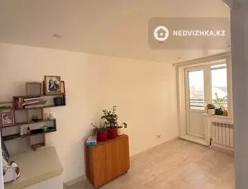 2-комнатная квартира, этаж 3 из 18, 54 м²