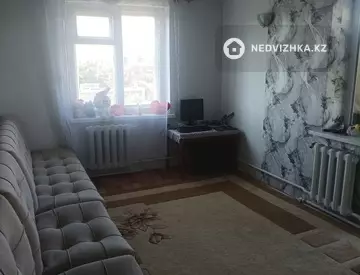 2-комнатная квартира, этаж 9 из 9, 50 м²