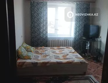 2-комнатная квартира, этаж 9 из 9, 50 м²