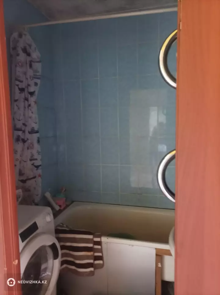 2-комнатная квартира, этаж 9 из 9, 50 м², фотография 4