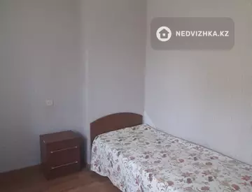 4-комнатная квартира, этаж 2 из 5, 80 м²