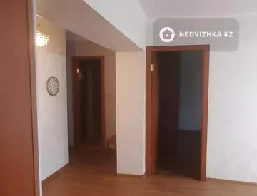 4-комнатная квартира, этаж 2 из 5, 80 м², миниатюра 10