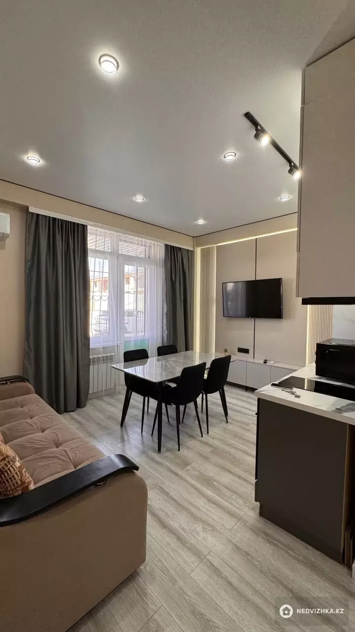 2-комнатная квартира, этаж 1 из 5, 43 м², фотография 4