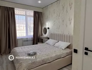 2-комнатная квартира, этаж 1 из 5, 43 м², миниатюра 11