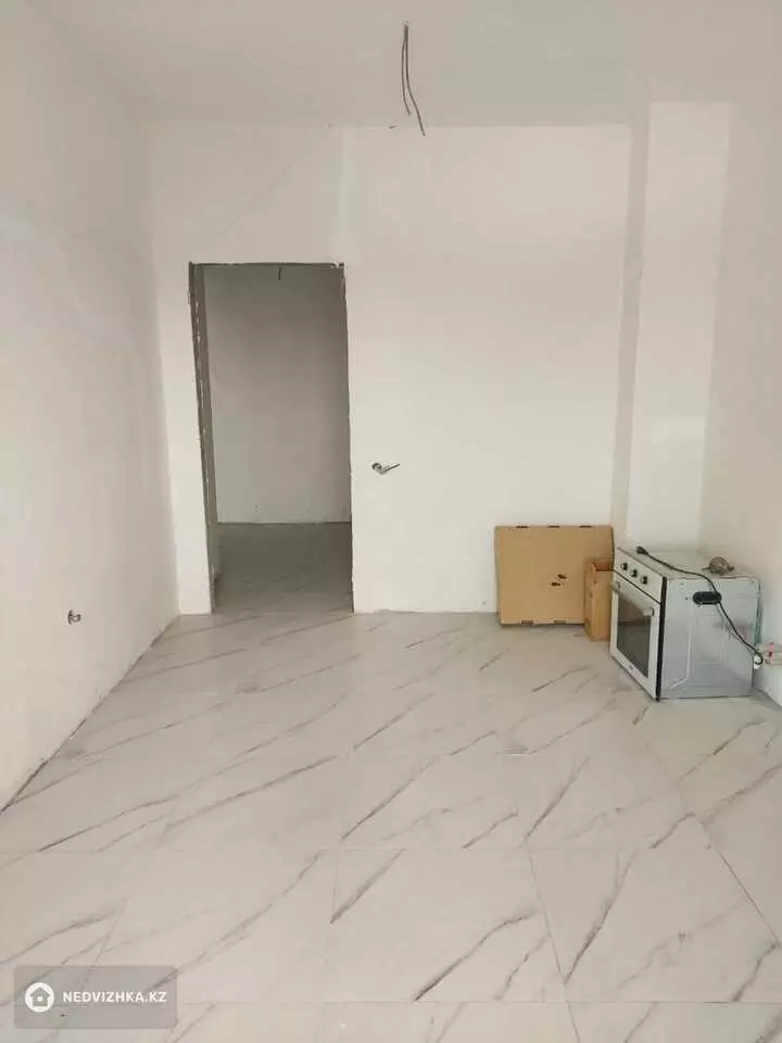 3-комнатная квартира, этаж 7 из 9, 114 м², фотография 4