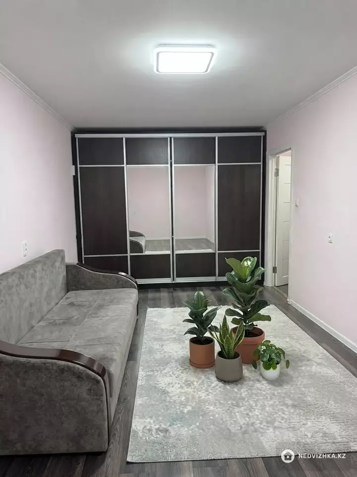1-комнатная квартира, этаж 1 из 4, 39 м², фотография 2