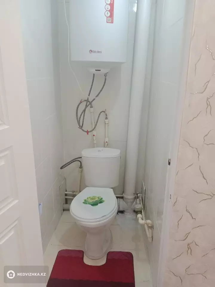 3-комнатная квартира, этаж 10 из 10, 64 м², фотография 2