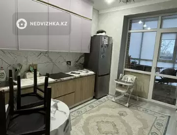 1-комнатная квартира, этаж 1 из 12, 39 м², миниатюра 2