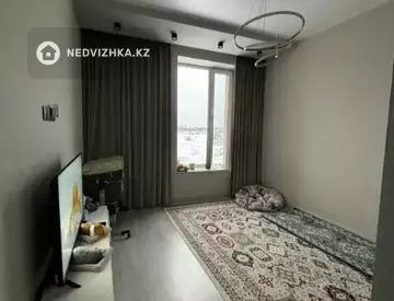 1-комнатная квартира, этаж 1 из 12, 39 м², миниатюра 3