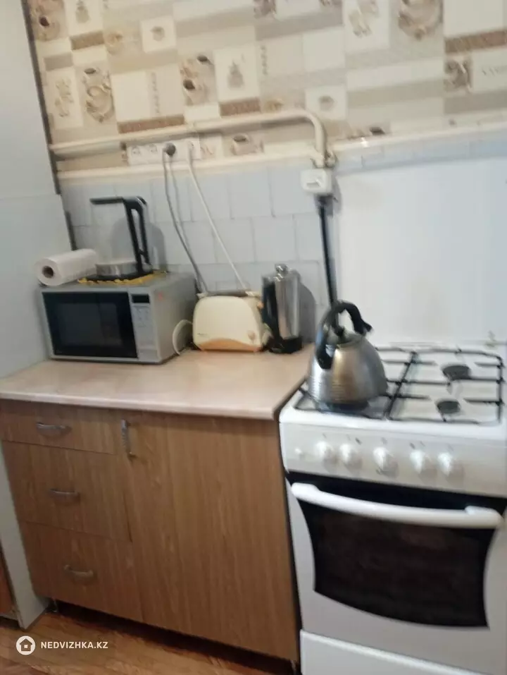 2-комнатная квартира, этаж 2 из 4, 48 м², фотография 5