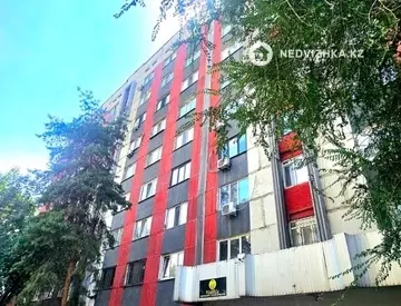 1-комнатная квартира, этаж 1 из 8, 40 м²