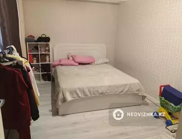 3-комнатная квартира, этаж 1 из 3, 60 м²