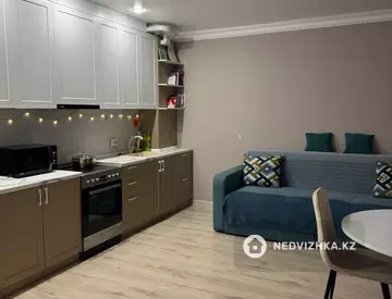 2-комнатная квартира, этаж 3 из 10, 49 м²
