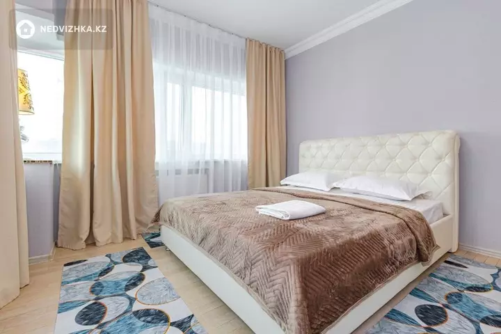 4-комнатная квартира, этаж 2 из 32, 125 м², Посуточно, фотография 2