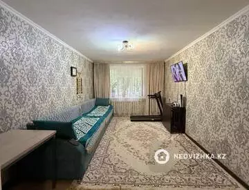 3-комнатная квартира, этаж 1 из 4, 62 м²