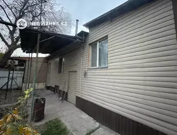 3-комнатный дом, 4 соток, 49 м², На длительный срок