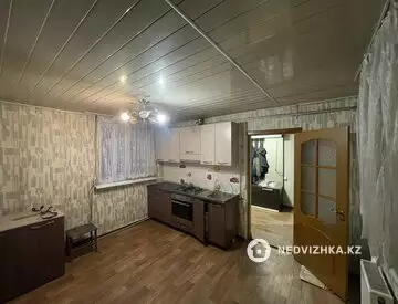 3-комнатный дом, 4 соток, 49 м², На длительный срок