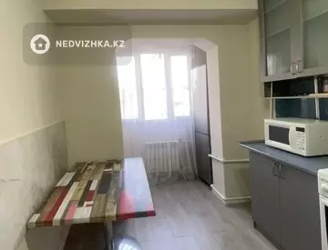 3-комнатная квартира, этаж 4 из 9, 74 м²