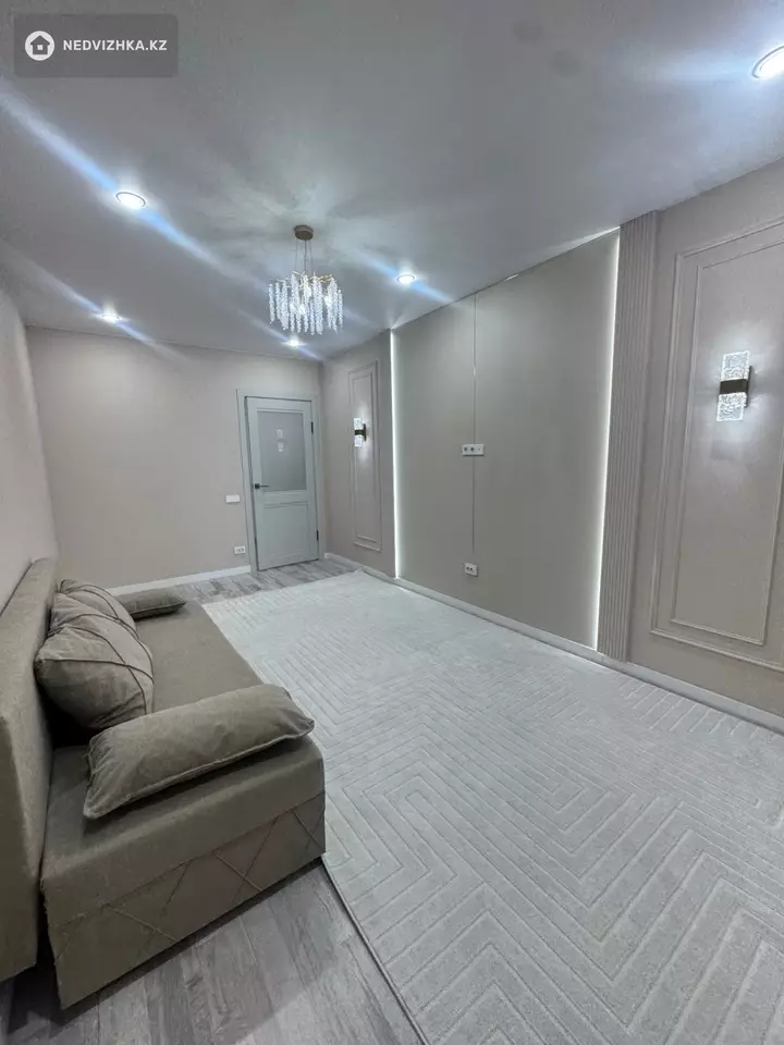 1-комнатная квартира, этаж 6 из 9, 35 м², фотография 2