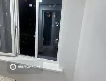 1-комнатная квартира, этаж 3 из 9, 40 м², миниатюра 10