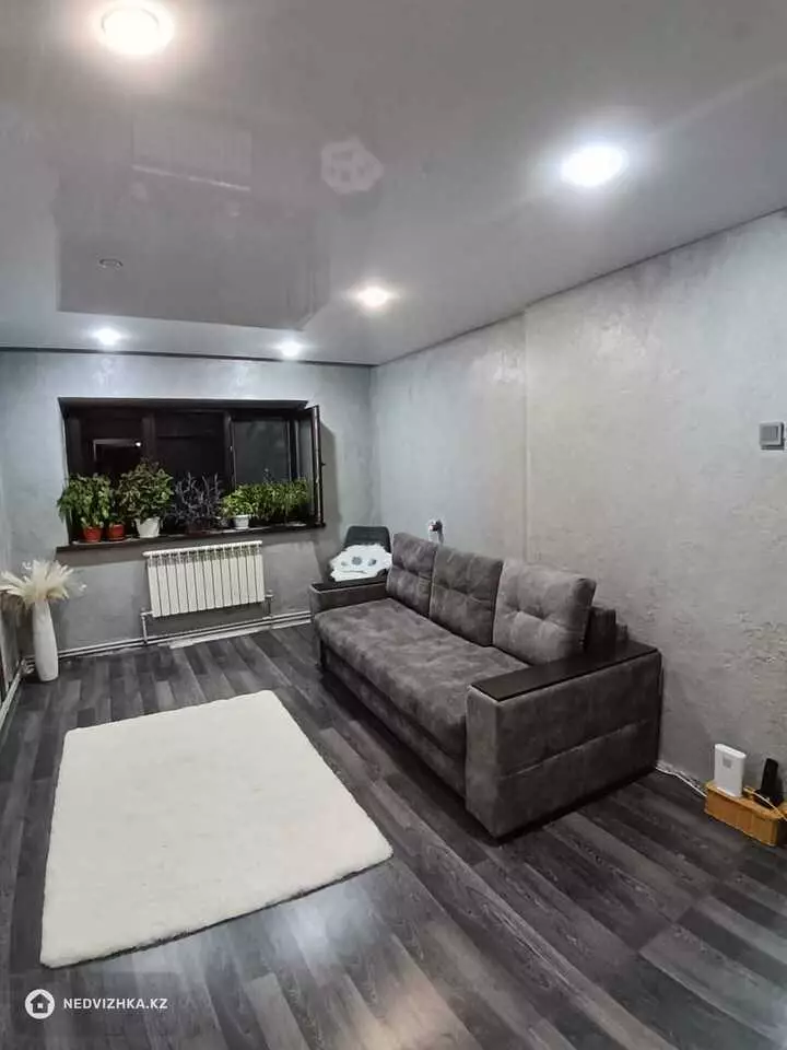 2-комнатная квартира, этаж 5 из 5, 50 м², фотография 2