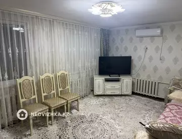 5-бөлмелі үй, 7.5 соттық, 160 м², 10-нобай
