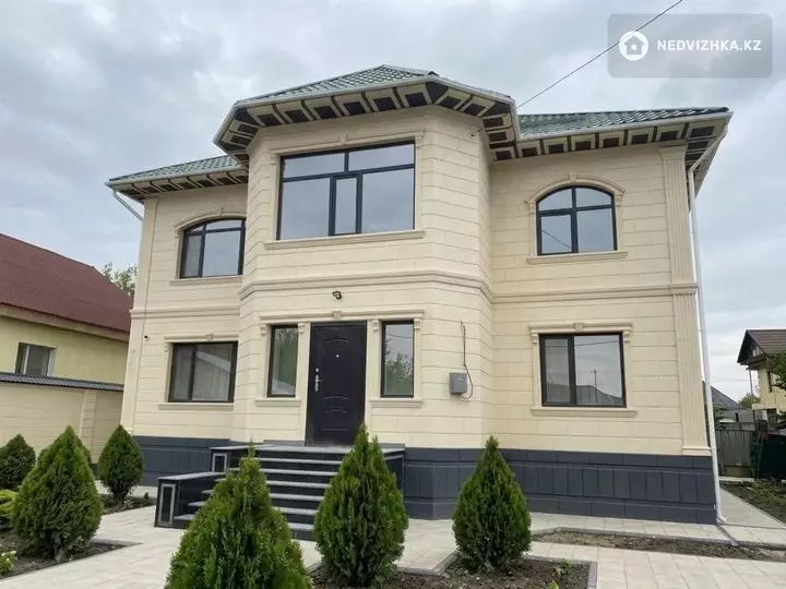 6-бөлмелі үй, 6 соттық, 320 м²