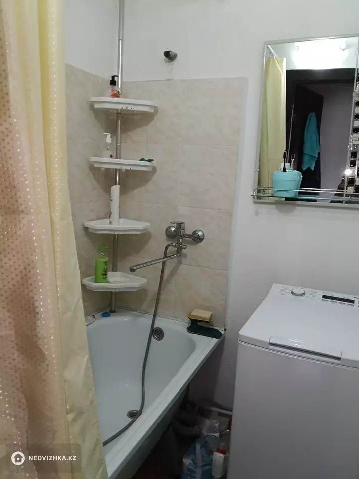 3-комнатная квартира, этаж 2 из 5, 66 м², фотография 5