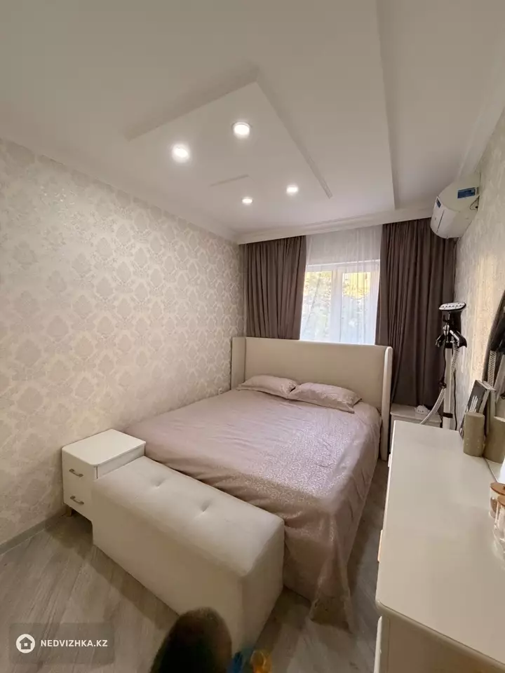 4-комнатная квартира, этаж 3 из 5, 82 м², фотография 5