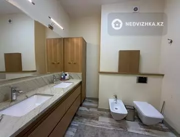3-комнатная квартира, этаж 8 из 8, 150 м², миниатюра 10