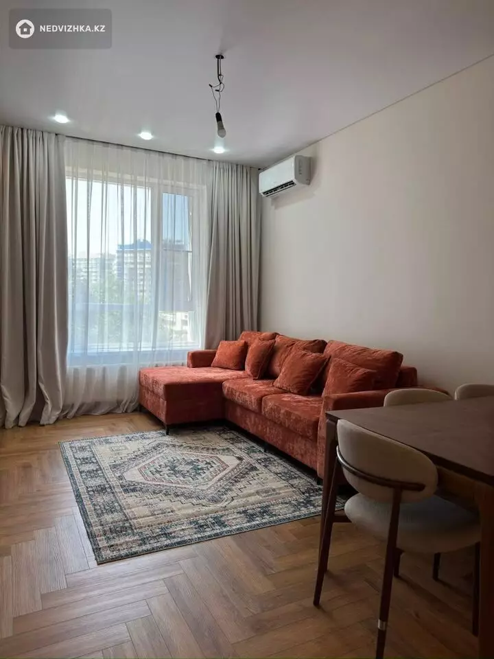 3-комнатная квартира, этаж 2 из 9, 72 м², фотография 2