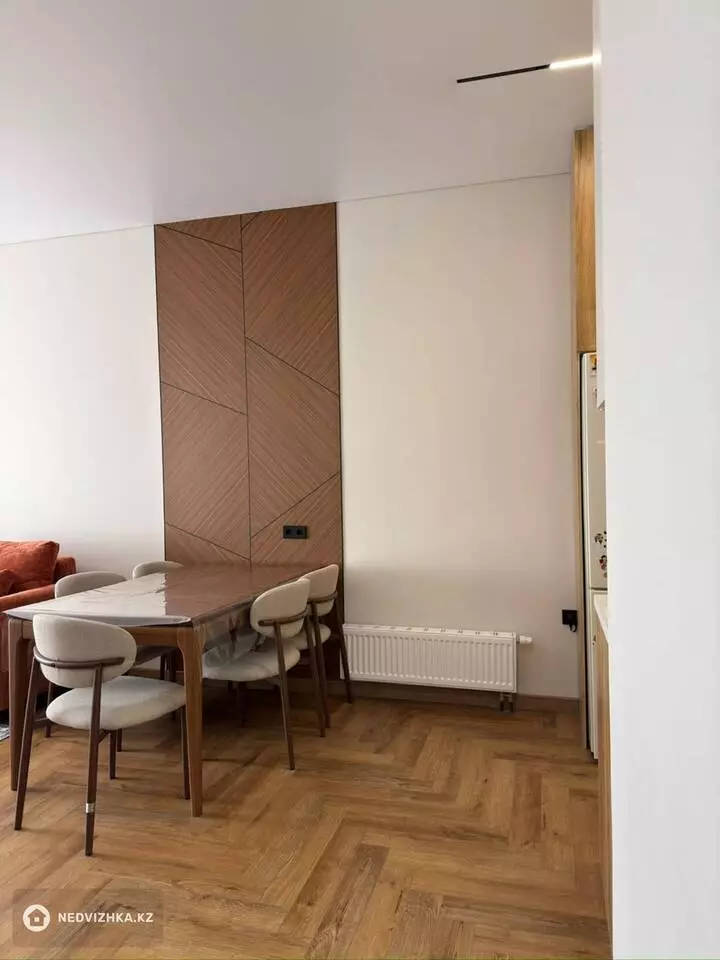 3-комнатная квартира, этаж 2 из 9, 72 м², фотография 4