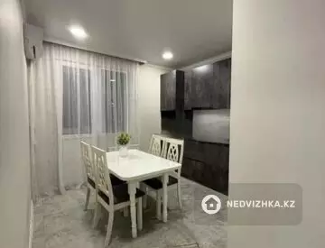 2-комнатная квартира, этаж 11 из 16, 40 м², миниатюра 1