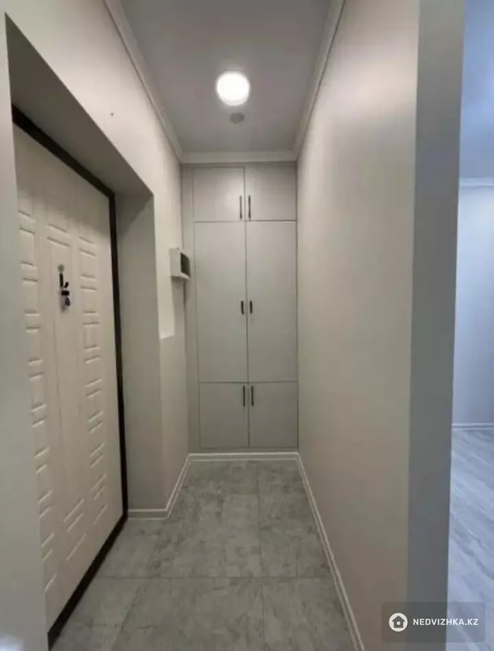 2-комнатная квартира, этаж 11 из 16, 40 м², фотография 3