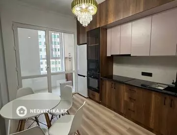 1-комнатная квартира, этаж 9 из 12, 42 м², миниатюра 7