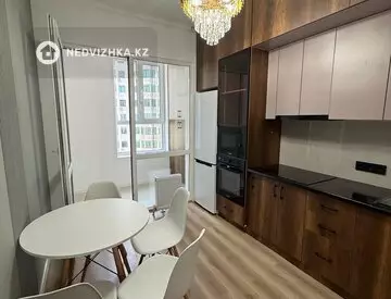 1-комнатная квартира, этаж 9 из 12, 42 м², миниатюра 8