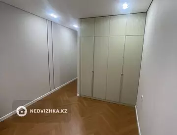2-комнатная квартира, этаж 8 из 12, 41 м², миниатюра 5