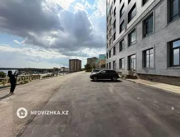 4-комнатная квартира, этаж 3 из 14, 144 м²