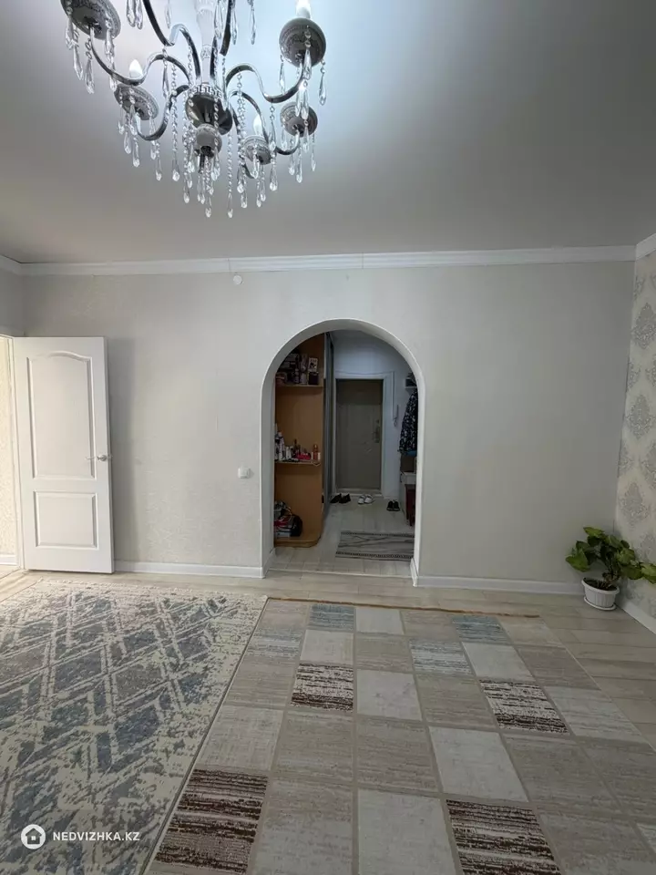 3-комнатная квартира, этаж 3 из 3, 66 м², фотография 3