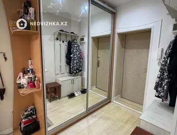 3-комнатная квартира, этаж 3 из 3, 66 м², миниатюра 7