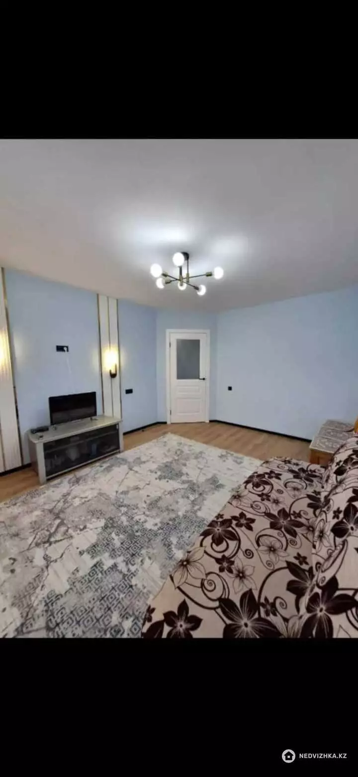 1-комнатная квартира, этаж 8 из 9, 38 м², фотография 4