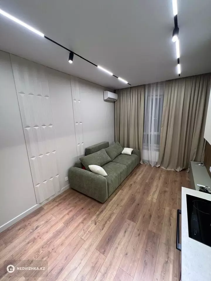 2-комнатная квартира, этаж 8 из 16, 44 м², фотография 3
