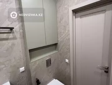 2-комнатная квартира, этаж 8 из 16, 44 м², миниатюра 9