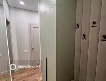 2-комнатная квартира, этаж 8 из 16, 44 м², миниатюра 11