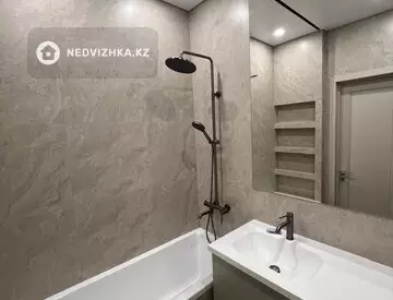 2-комнатная квартира, этаж 8 из 16, 44 м², миниатюра 12